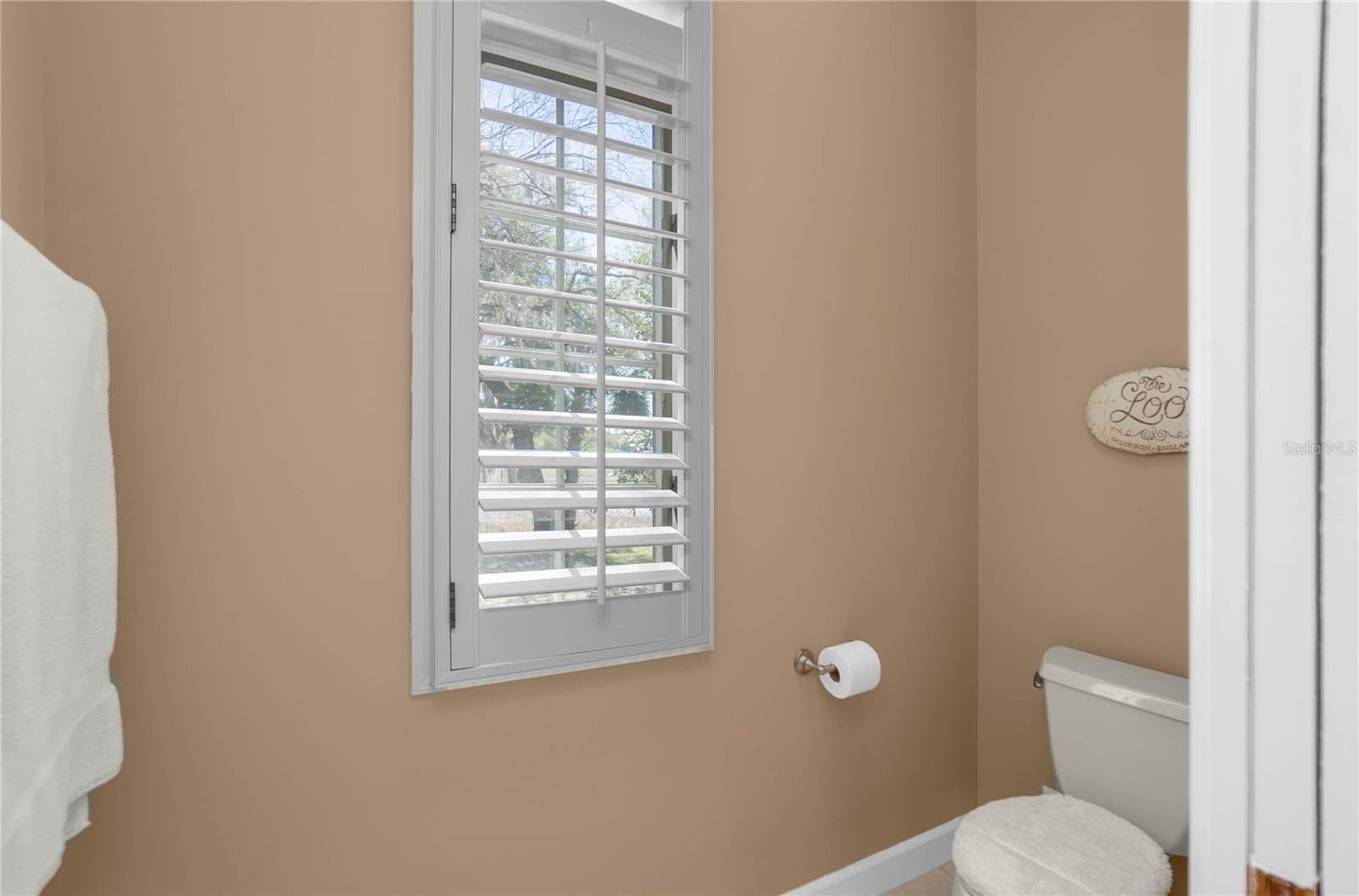 Single Family Residence at 8950 E EDEN WALK CT, INVERNESS, photo 32 of 78
