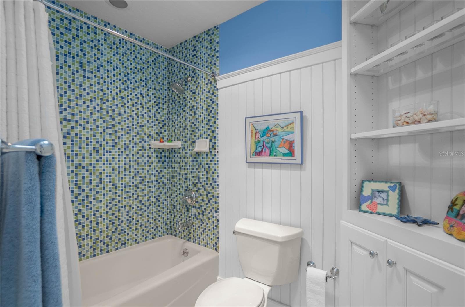 Single Family Residence at 8950 E EDEN WALK CT, INVERNESS, photo 42 of 78