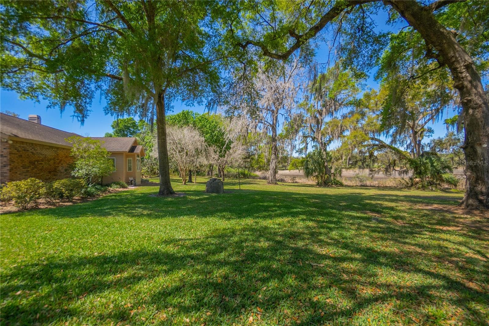 Single Family Residence at 8950 E EDEN WALK CT, INVERNESS, photo 58 of 78