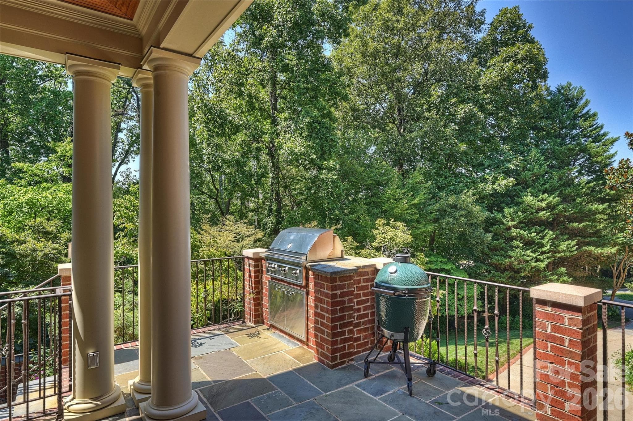 Built-in gas grill on back patio. - 2115 Foxcroft Woods Lane, Charlotte