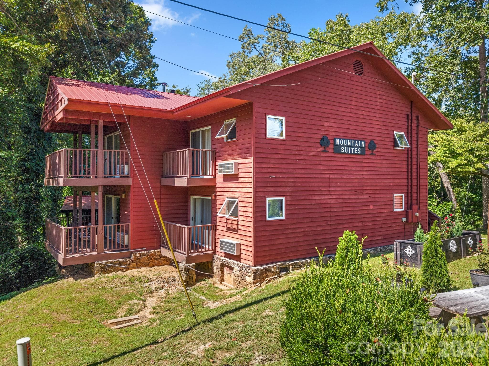 55 Observation Point Road