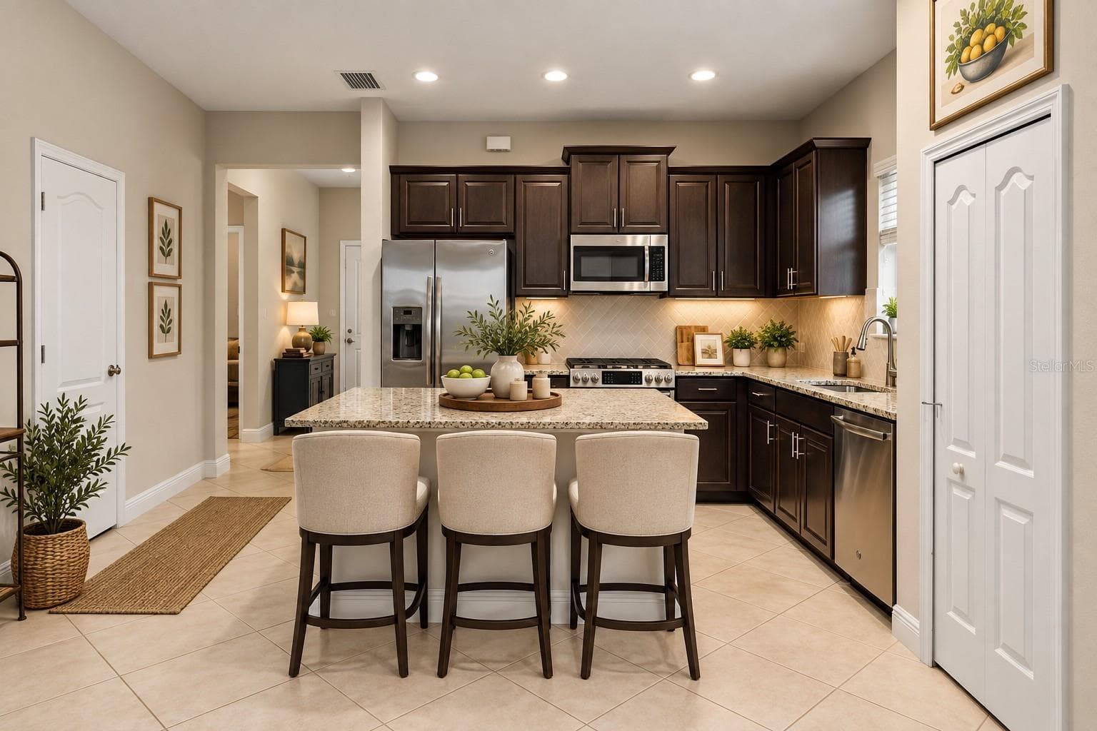 Digitally Staged - 13542 CIRCA CROSSING DR, LITHIA