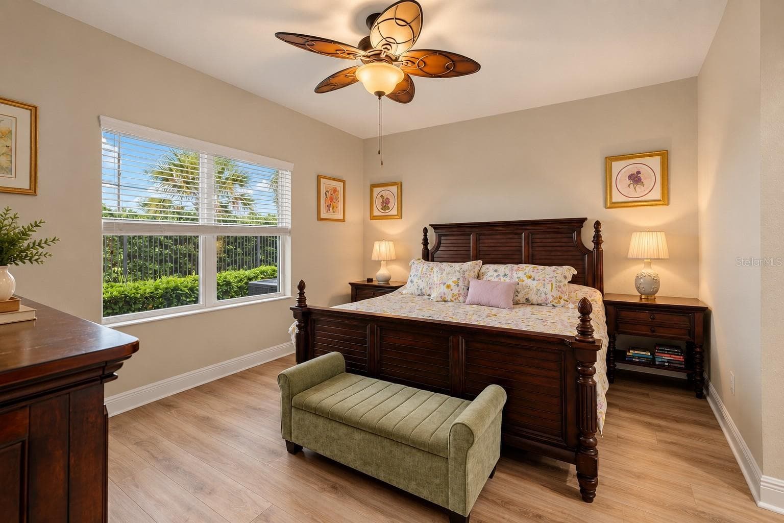 Villa at 13542 CIRCA CROSSING DR, LITHIA, photo 8 of 25