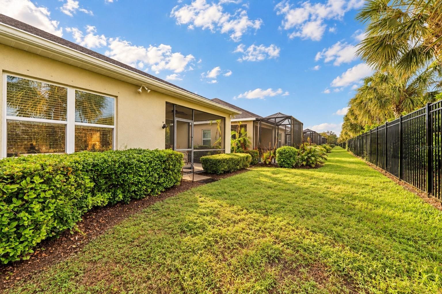 Villa at 13542 CIRCA CROSSING DR, LITHIA, photo 14 of 25