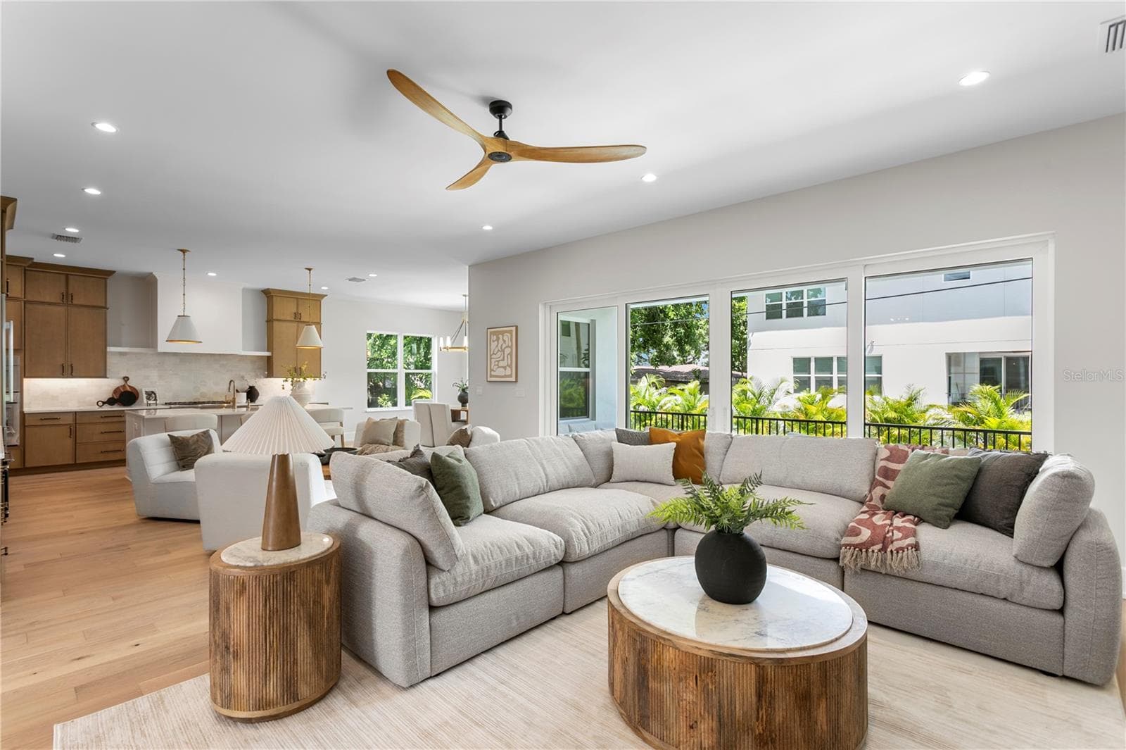 Single Family Residence at 3612 S LIGHTNER DR, TAMPA, photo 18 of 88