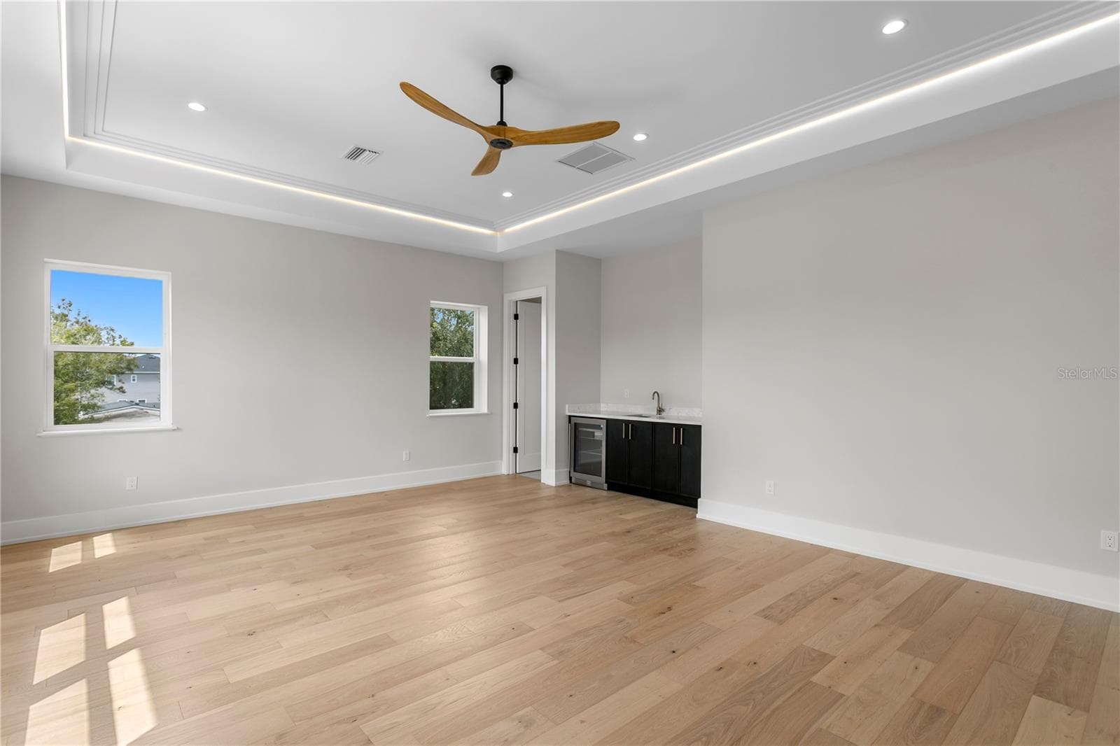 Single Family Residence at 3612 S LIGHTNER DR, TAMPA, photo 8 of 88