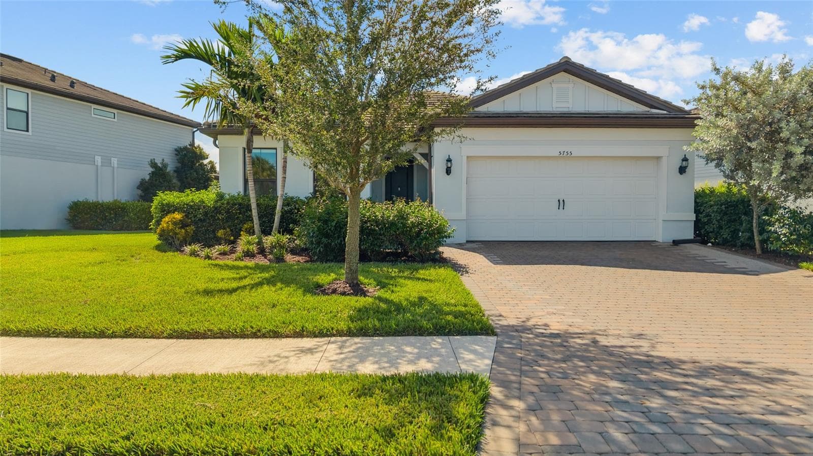 Single Family Residence at 5755 BLUESTAR CT, LAKEWOOD RANCH, photo 36 of 47