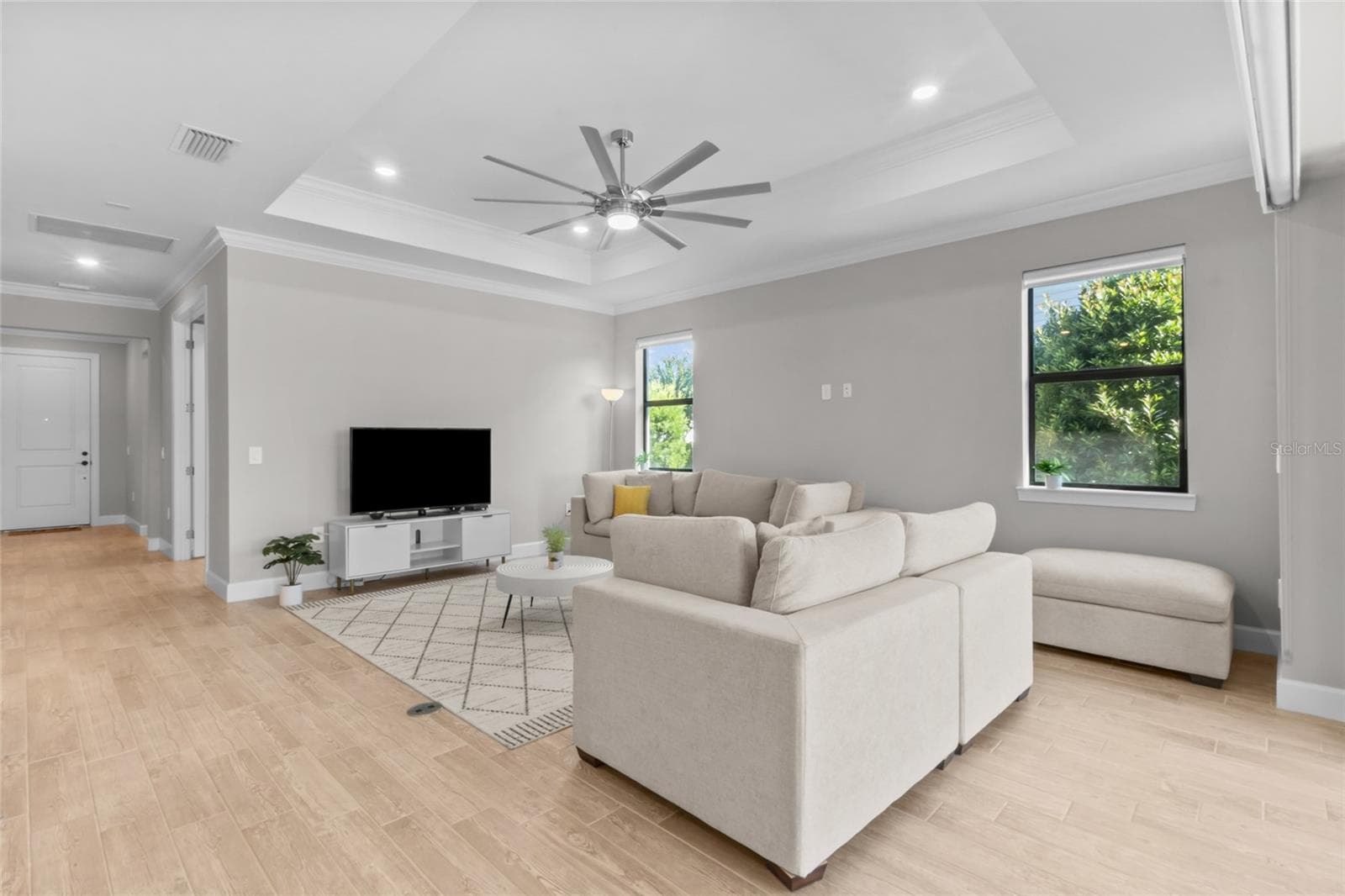 Single Family Residence at 5755 BLUESTAR CT, LAKEWOOD RANCH, photo 11 of 47