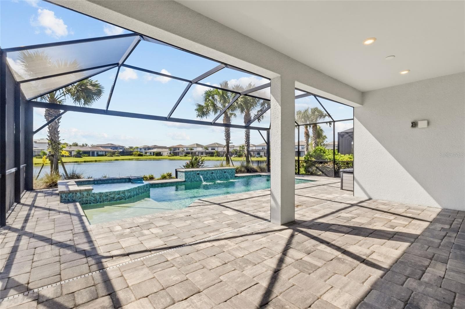 Single Family Residence at 5755 BLUESTAR CT, LAKEWOOD RANCH, photo 29 of 47