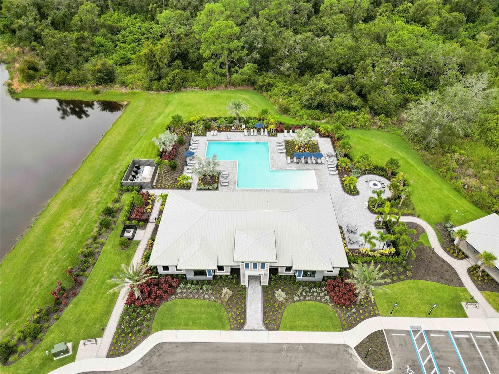 The Amenity Center - 5755 BLUESTAR CT, LAKEWOOD RANCH