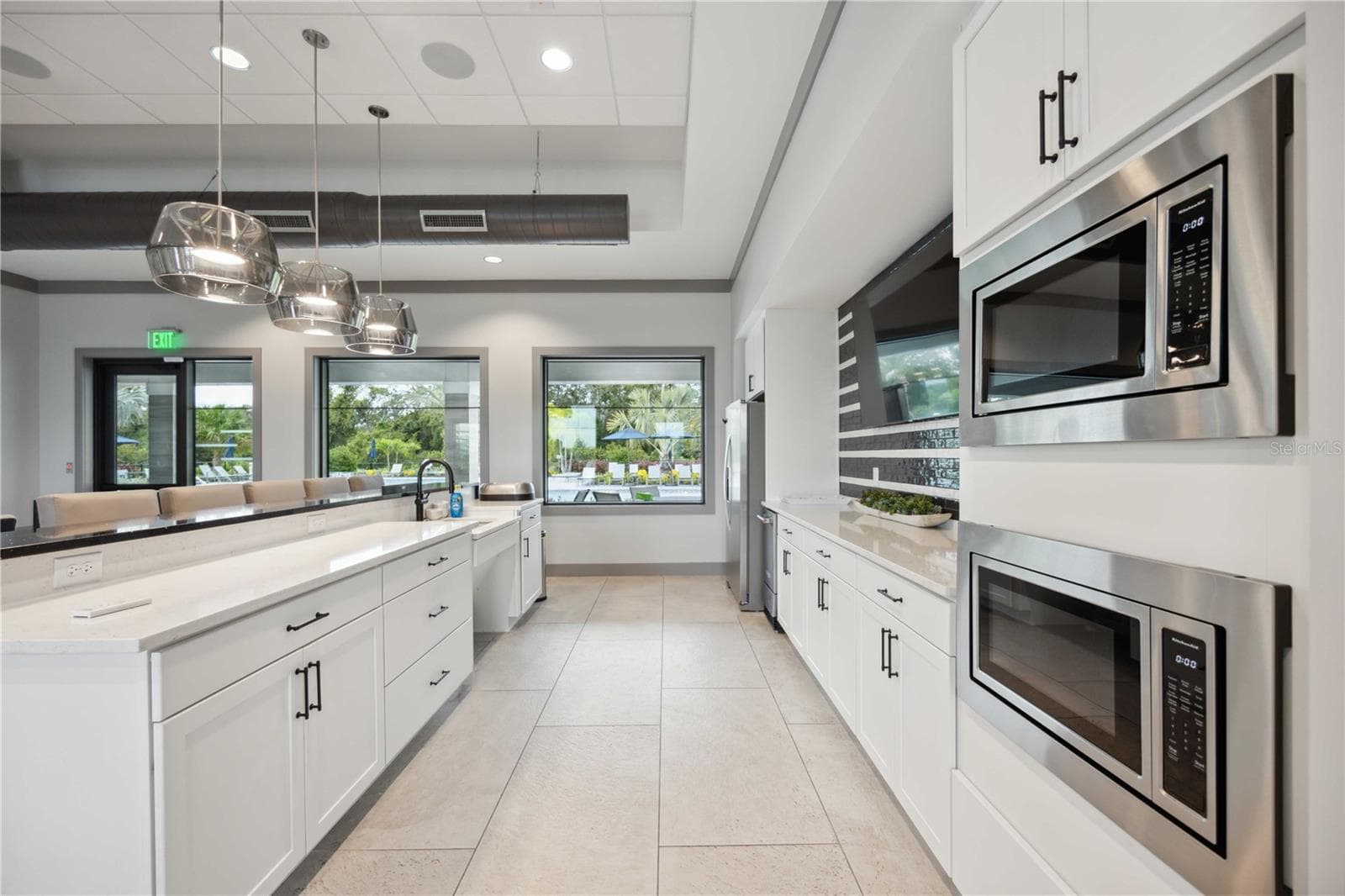 Single Family Residence at 5755 BLUESTAR CT, LAKEWOOD RANCH, photo 44 of 47