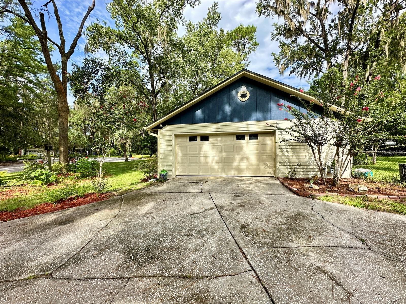 Single Family Residence at 8614 SW 1ST AVE, GAINESVILLE, photo 4 of 45