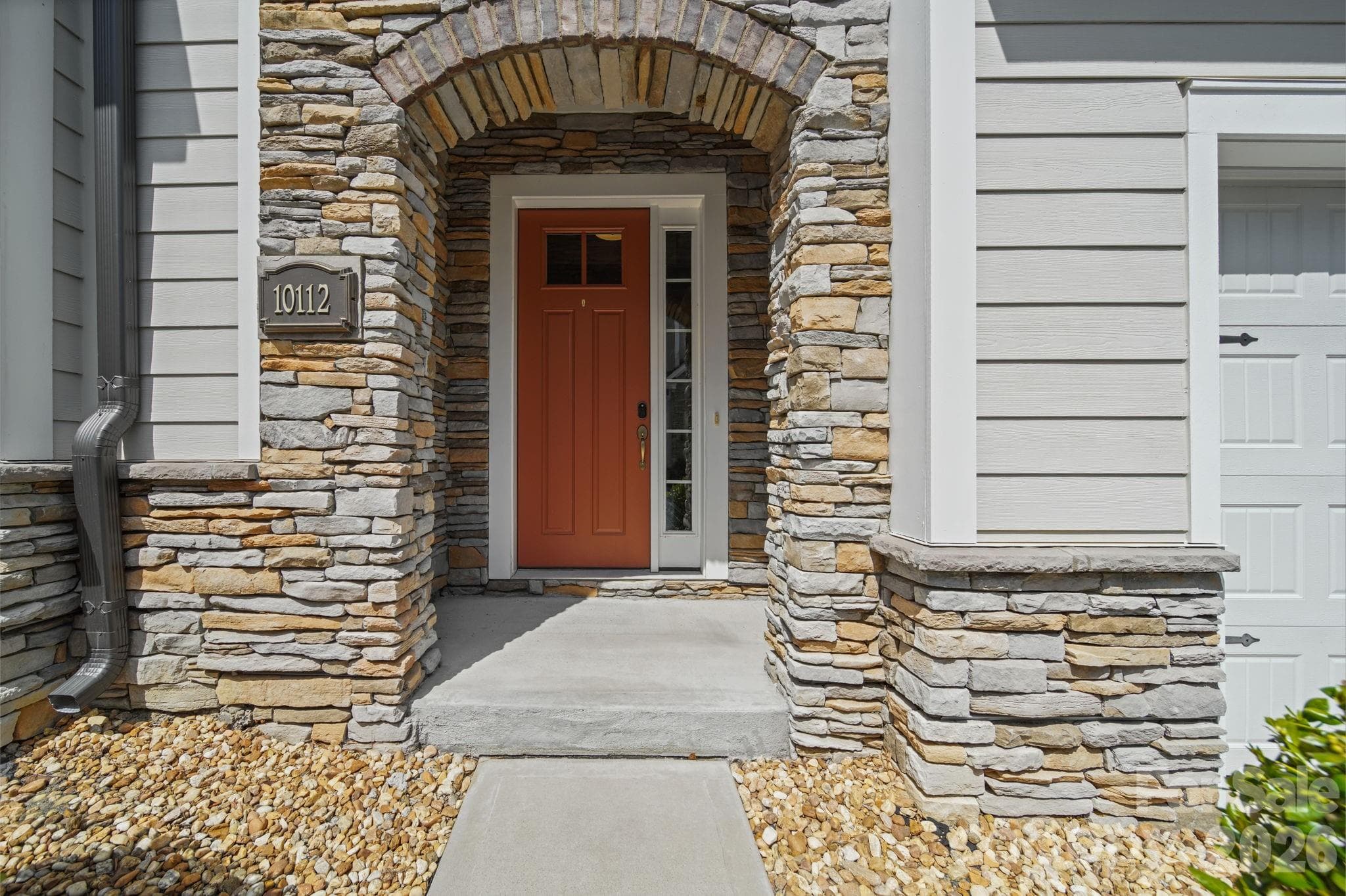 Townhouse at 10112 Claire Vista Drive, Charlotte, photo 4 of 43