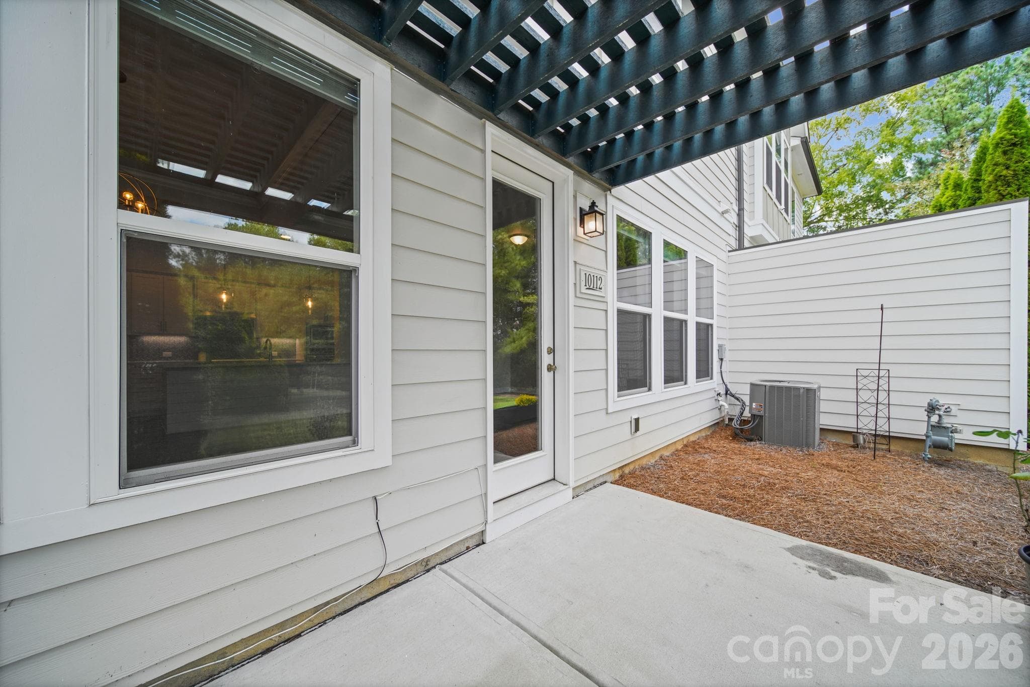 Townhouse at 10112 Claire Vista Drive, Charlotte, photo 40 of 43