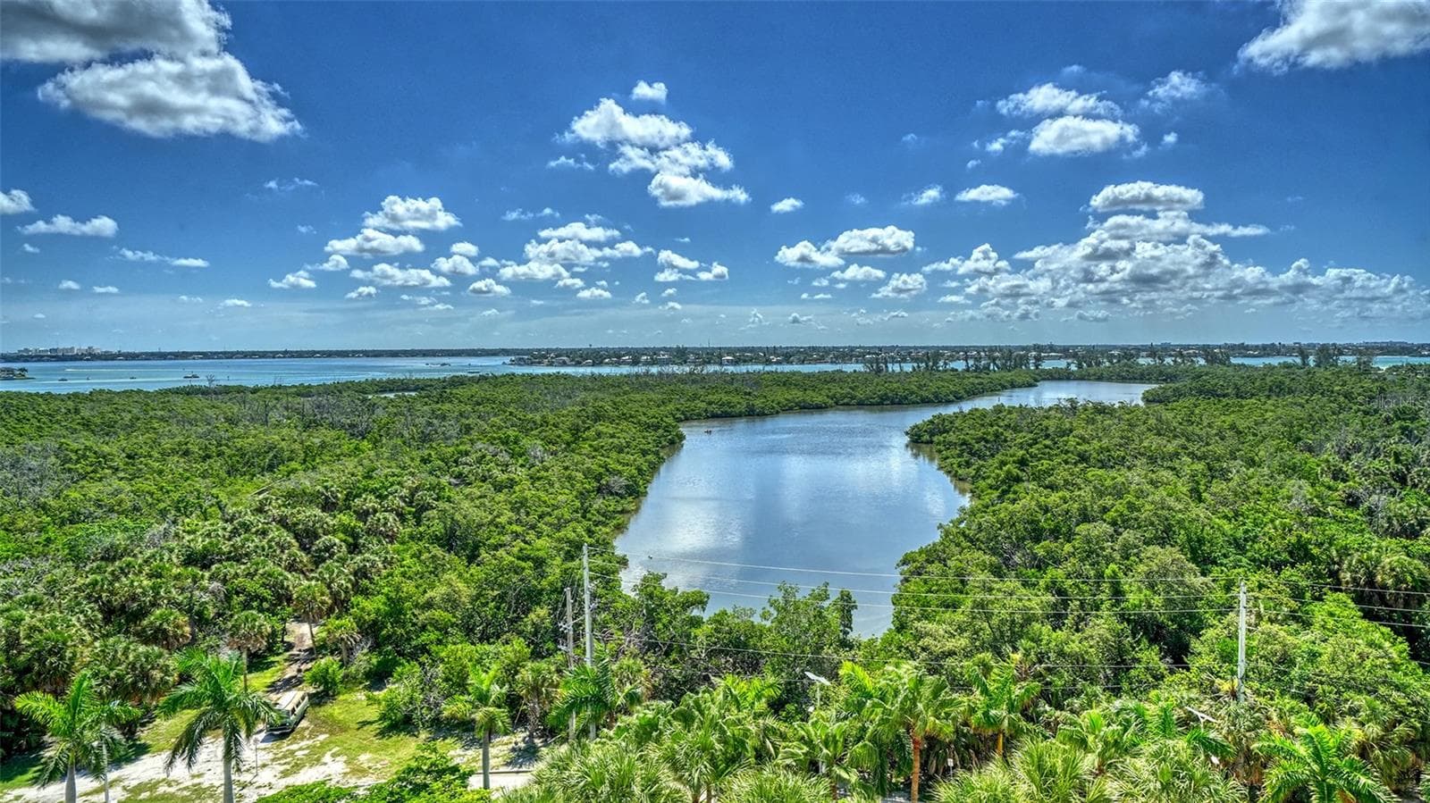 Condominium at 1300 BENJAMIN FRANKLIN DR #809, SARASOTA, photo 23 of 92