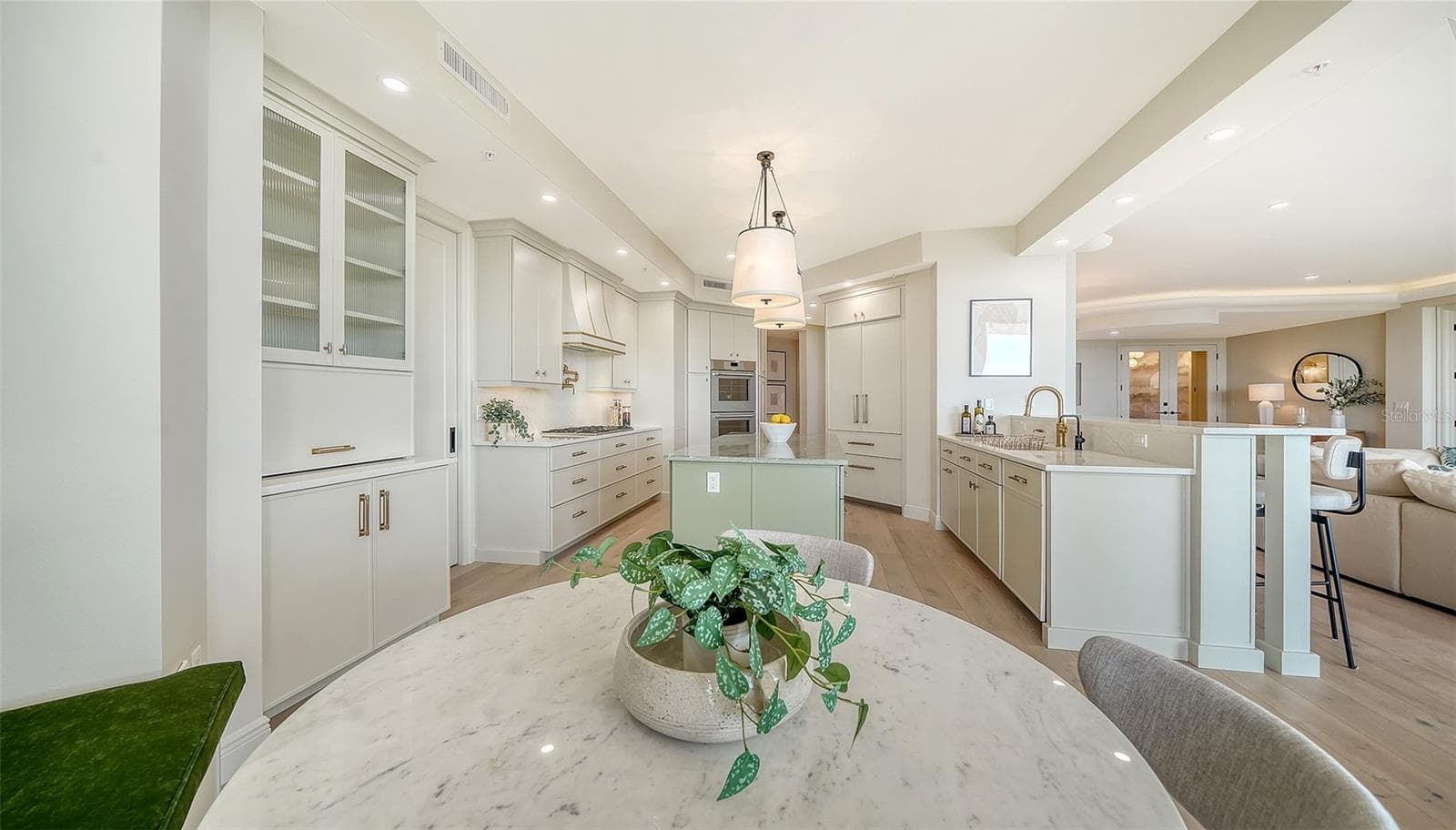 Condominium at 1300 BENJAMIN FRANKLIN DR #809, SARASOTA, photo 52 of 92