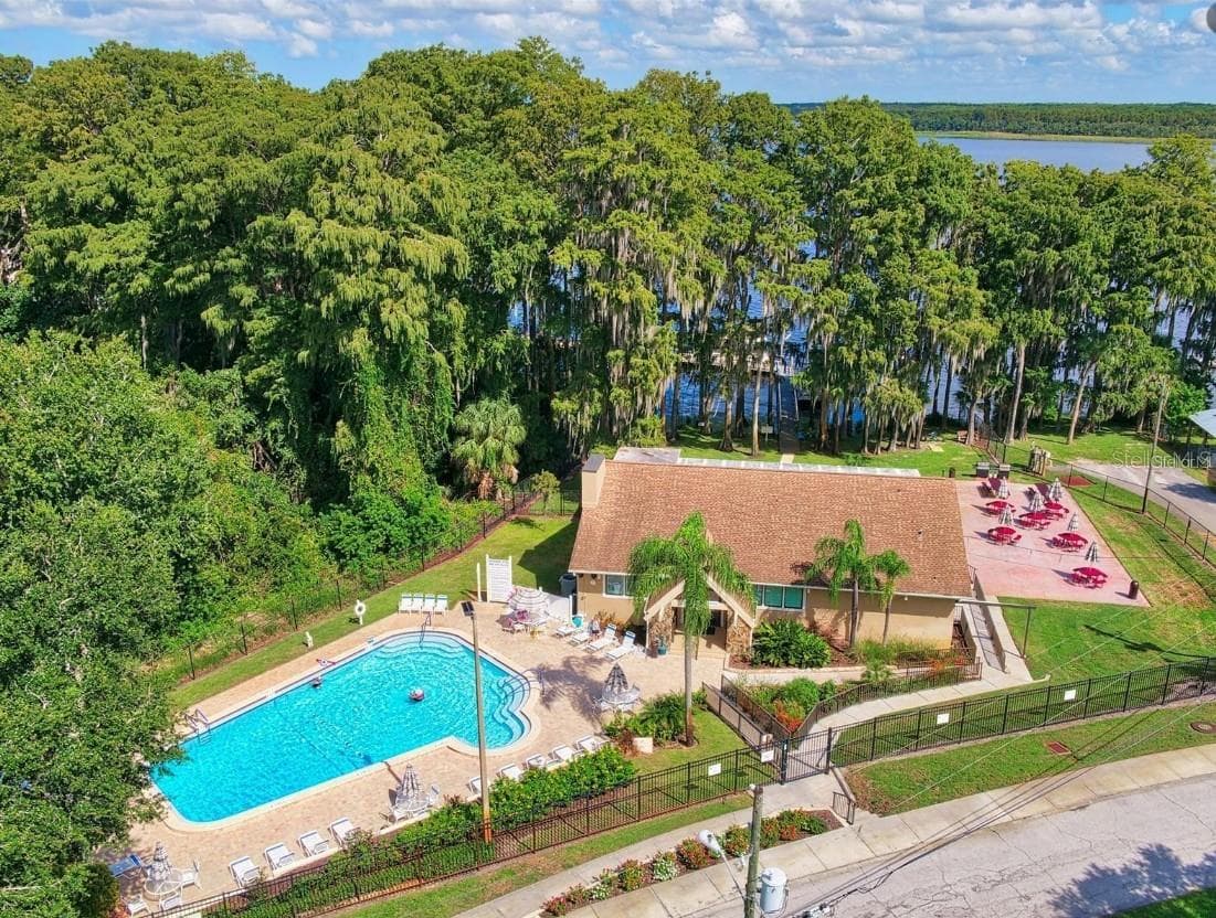 Single Family Residence at 2950 CURLING CT, PALM HARBOR, photo 31 of 33