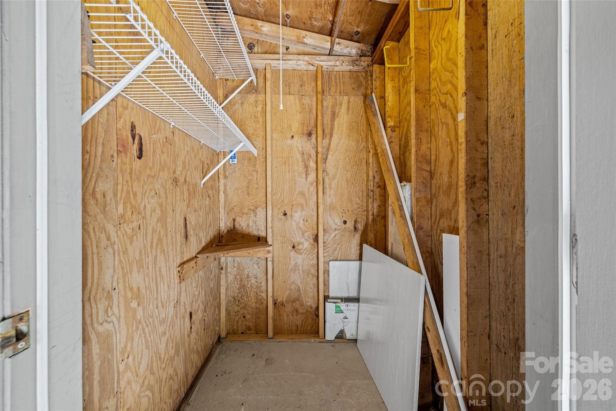 Sizable storage room - 4160 Charlotte Highway, Lake Wylie