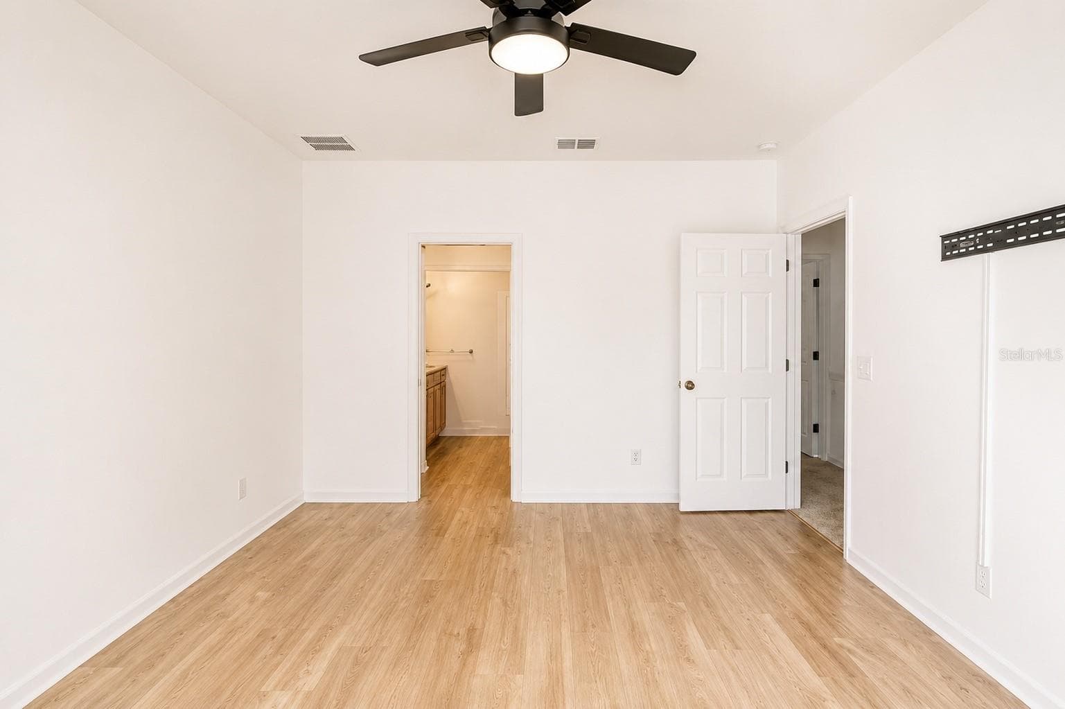 Townhouse at 1636 W SPRING MEADOW LOOP, LECANTO, photo 14 of 22