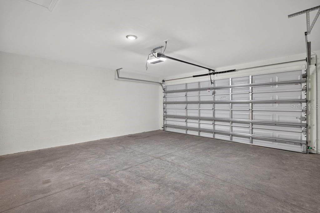 2 car garage with impact doors - 315 LINDON ST, PORT CHARLOTTE