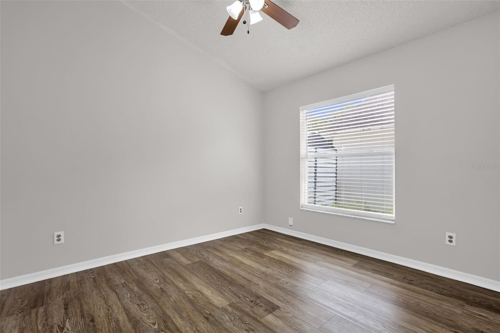 Single Family Residence at 1930 AQUARIUS CT, OVIEDO, photo 18 of 32