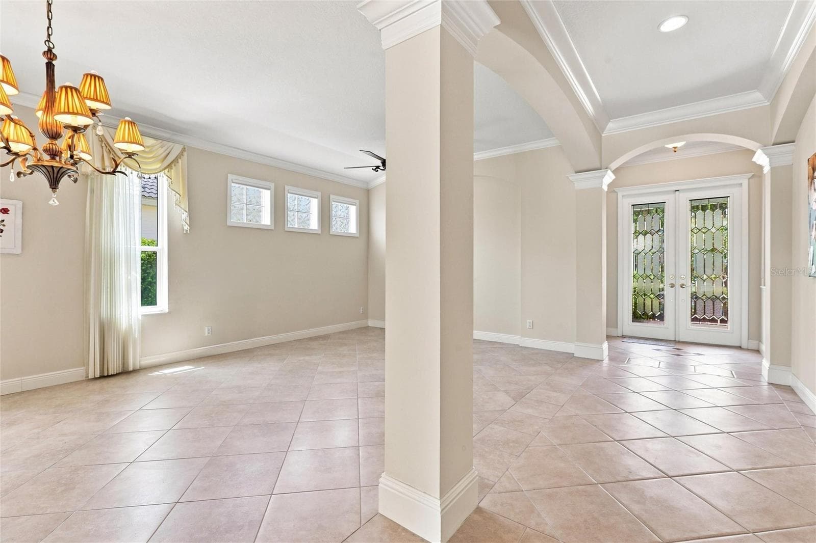 Living and dining areas - 1328 THORNAPPLE DR, OSPREY