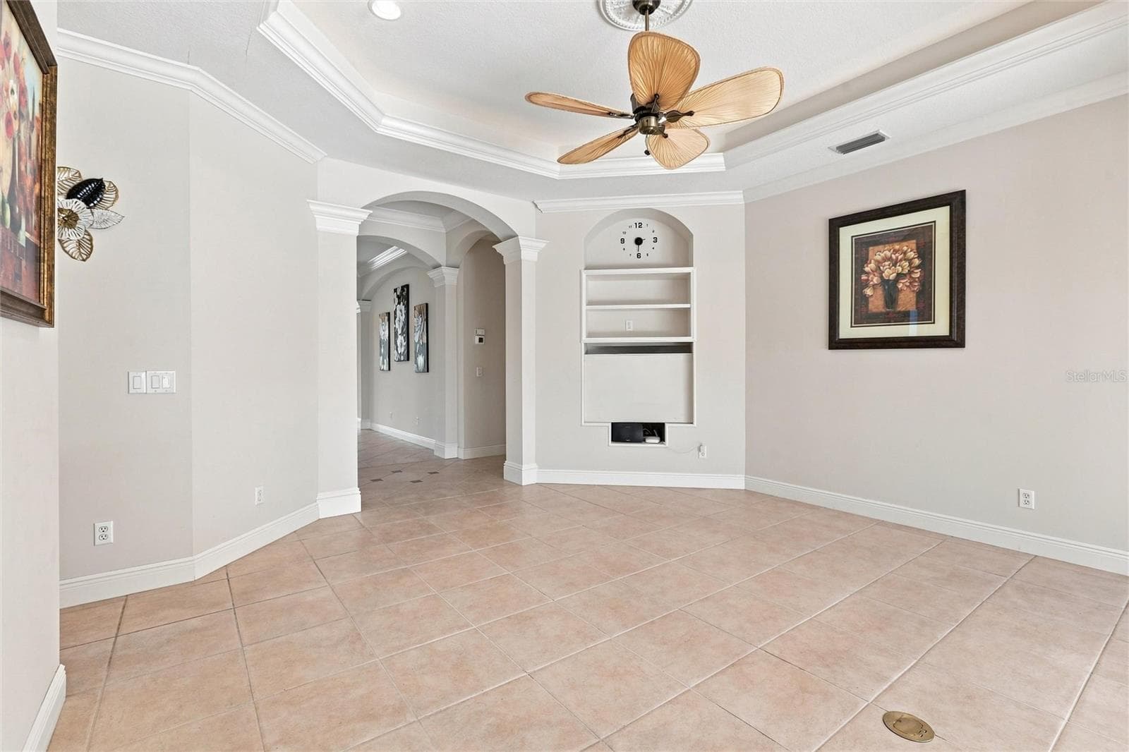 Family room - 1328 THORNAPPLE DR, OSPREY