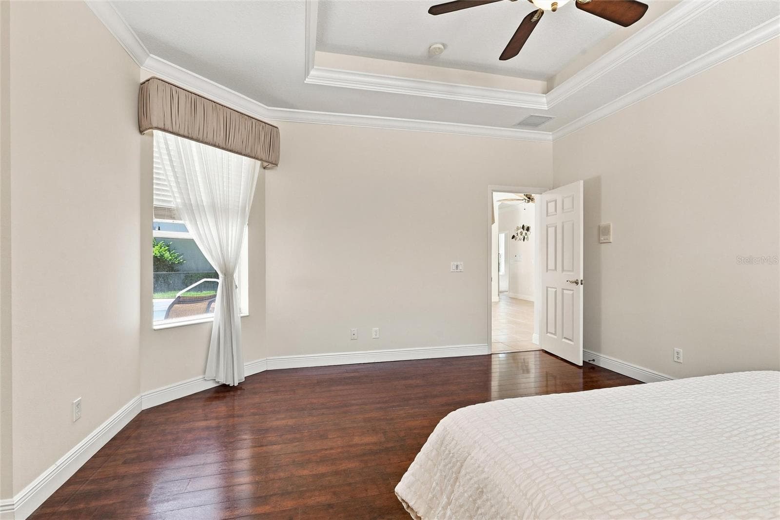 Primary suite off family room - 1328 THORNAPPLE DR, OSPREY