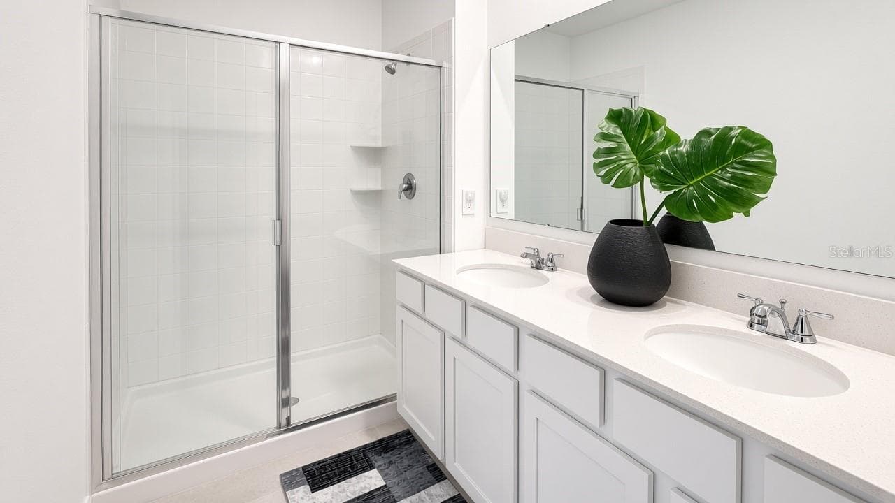 Master Bathroom - 122 TINY FLOWER RD, DAVENPORT
