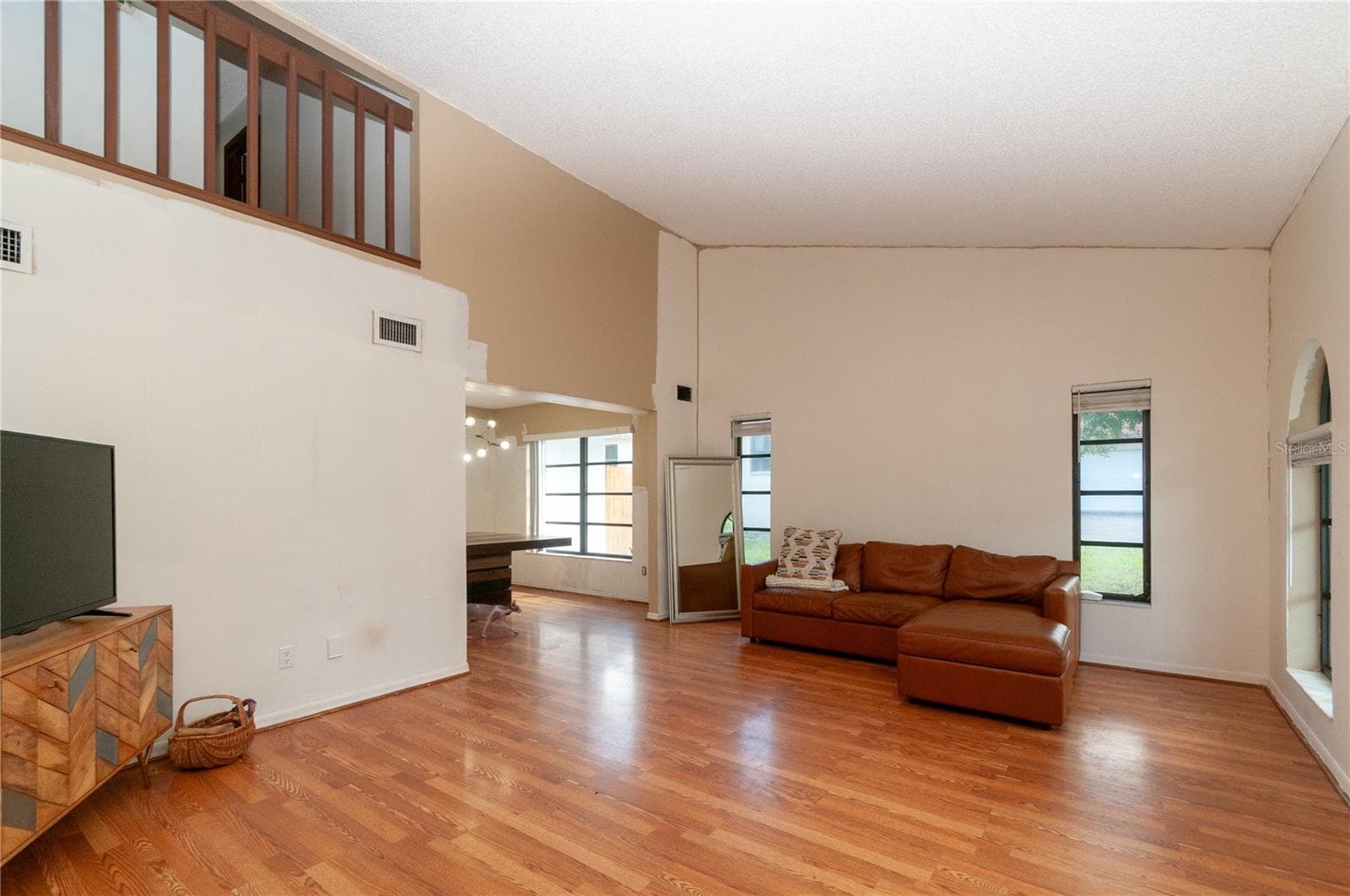 Single Family Residence at 859 PINEWOOD TER W, PALM HARBOR, photo 5 of 51