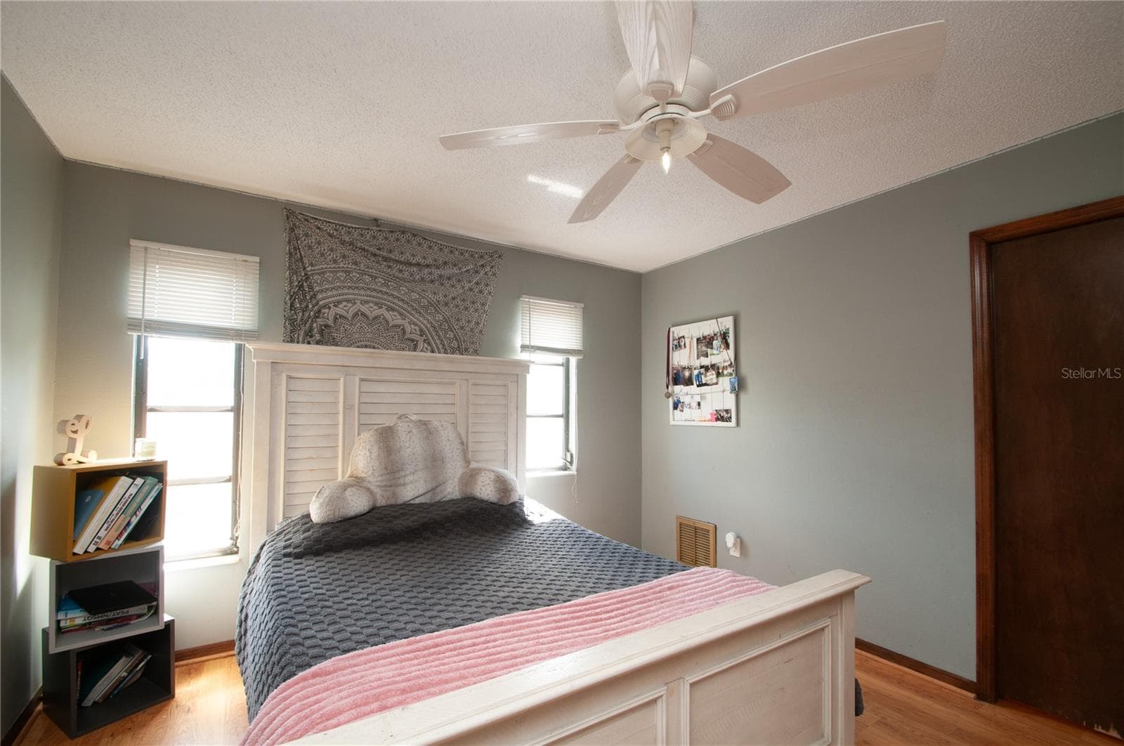 Single Family Residence at 859 PINEWOOD TER W, PALM HARBOR, photo 33 of 51