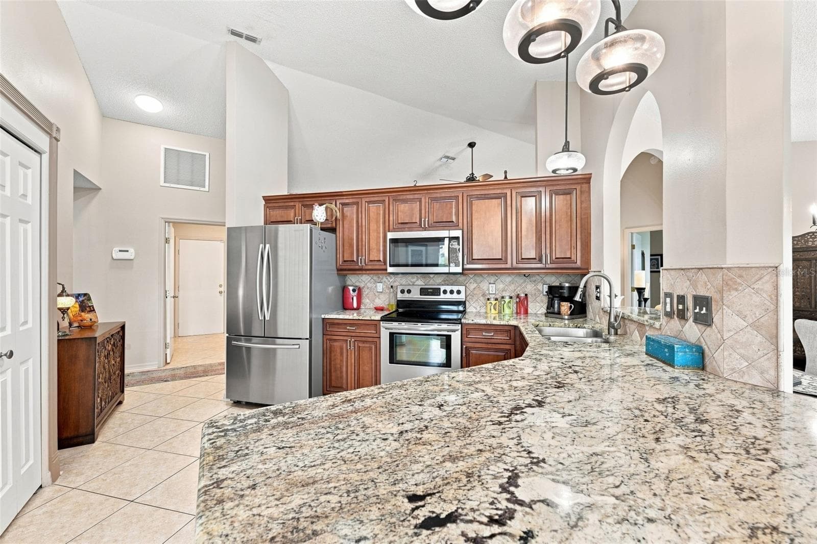 Single Family Residence at 308 CALOOSA PALMS CT, SUN CITY CENTER, photo 30 of 60