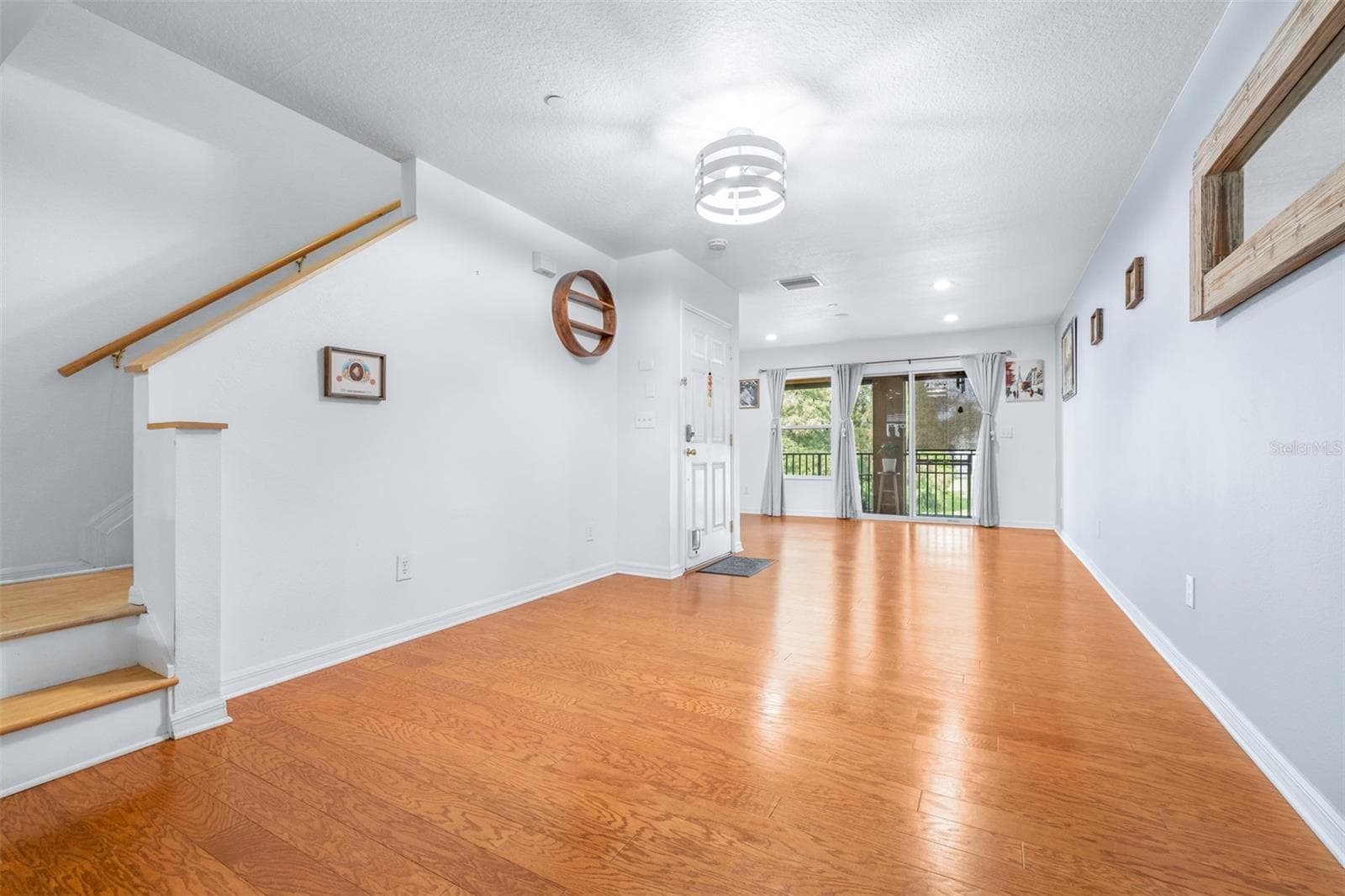 Townhouse at 613 WHEATON TRENT PL, TAMPA, photo 15 of 57