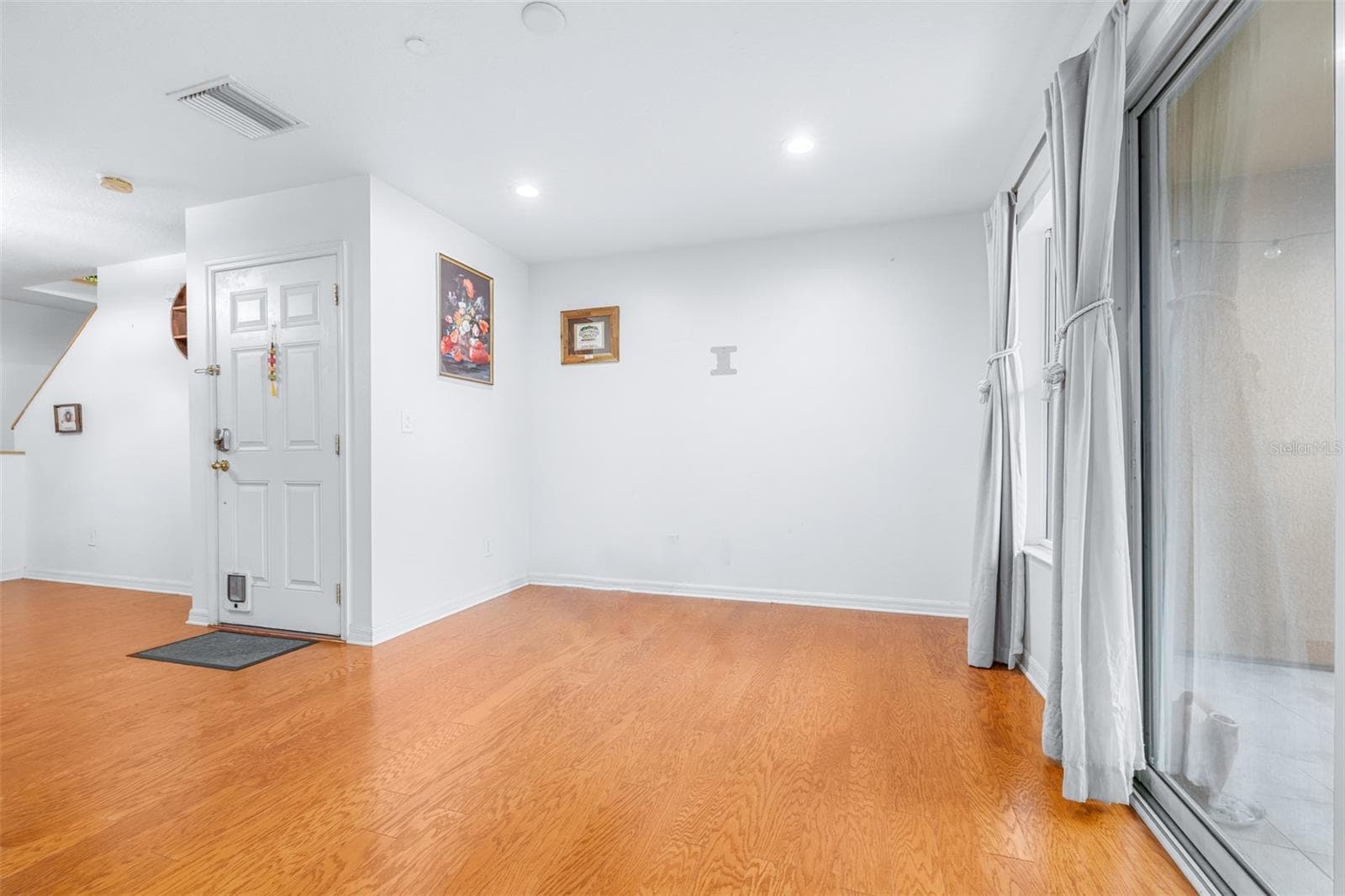 Townhouse at 613 WHEATON TRENT PL, TAMPA, photo 17 of 57