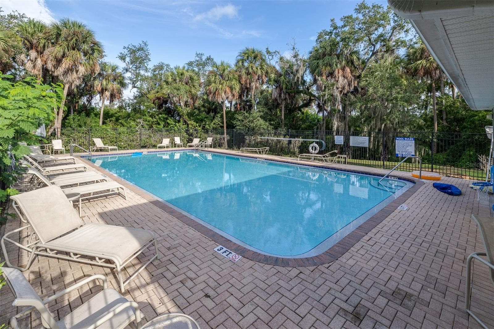 Townhouse at 613 WHEATON TRENT PL, TAMPA, photo 44 of 57
