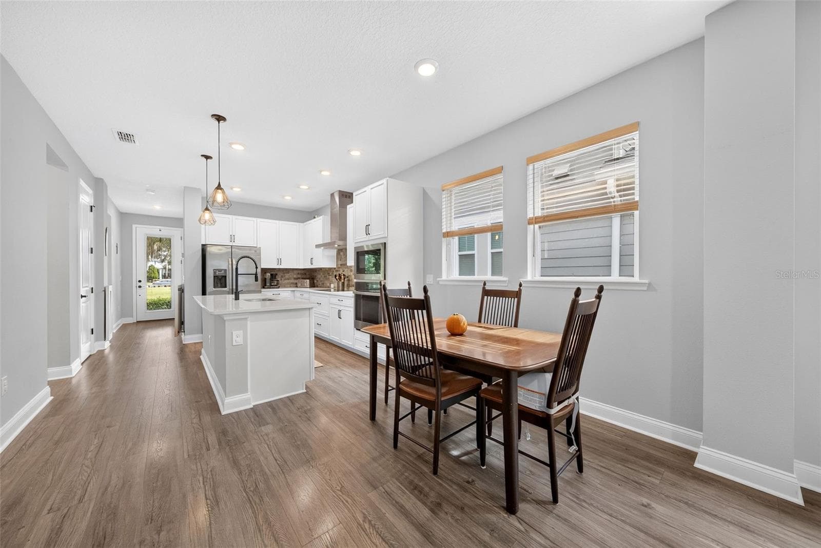 Single Family Residence at 6939 HIGGS ALY, ORLANDO, photo 12 of 39