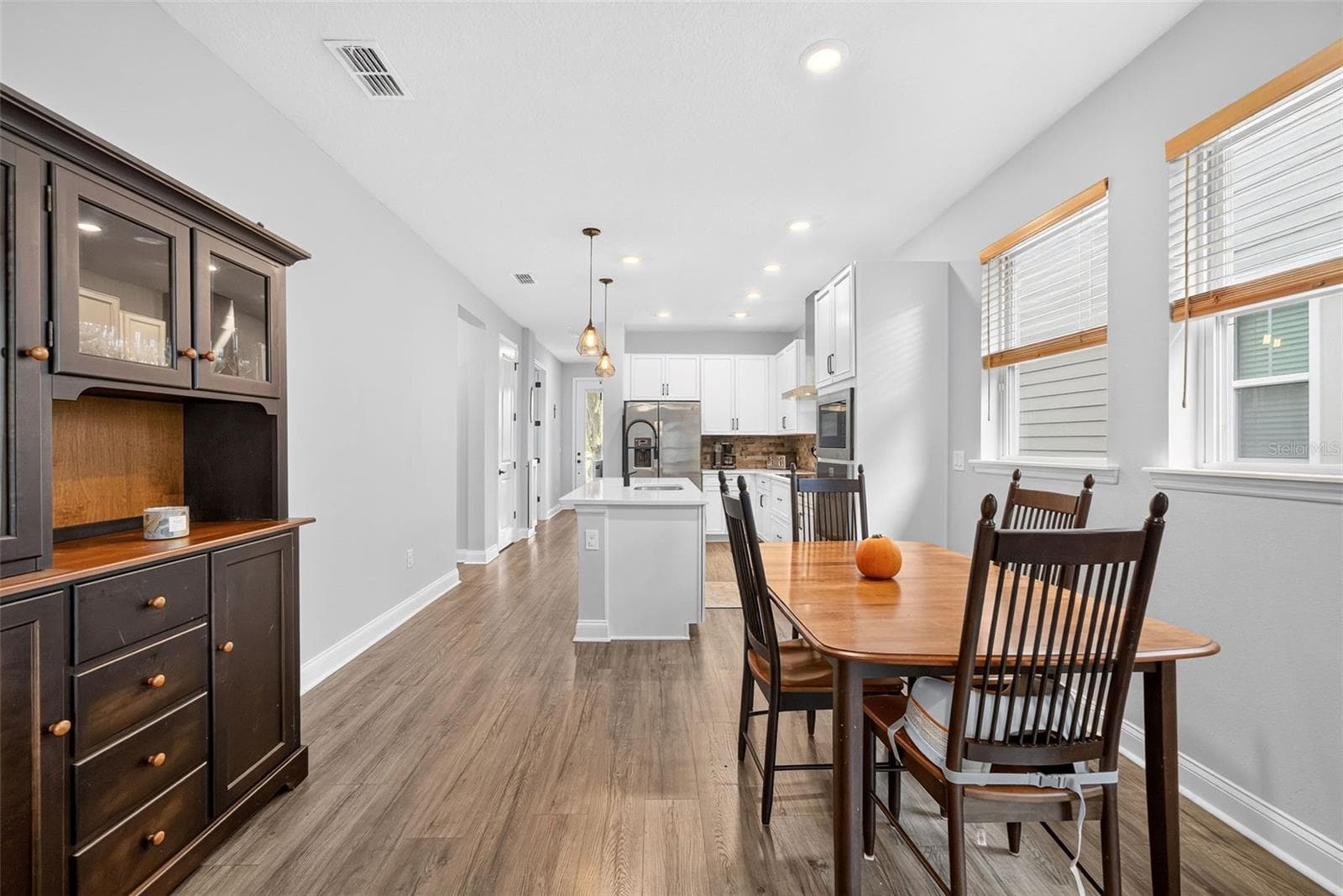 Single Family Residence at 6939 HIGGS ALY, ORLANDO, photo 13 of 39