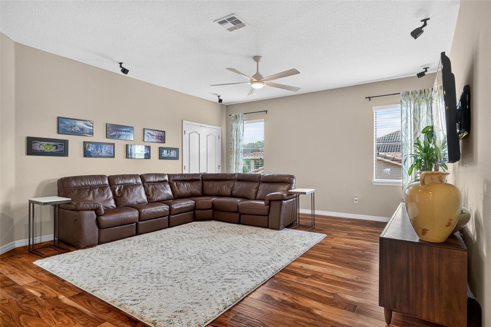 Single Family Residence at 1481 CALM WATERS CT, ST CLOUD, photo 22 of 50