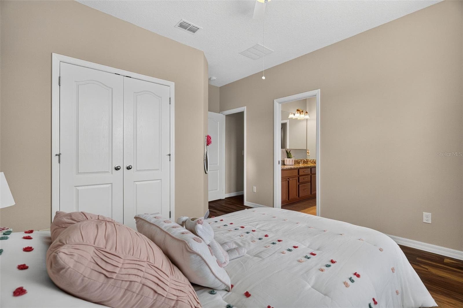Single Family Residence at 1481 CALM WATERS CT, ST CLOUD, photo 29 of 50