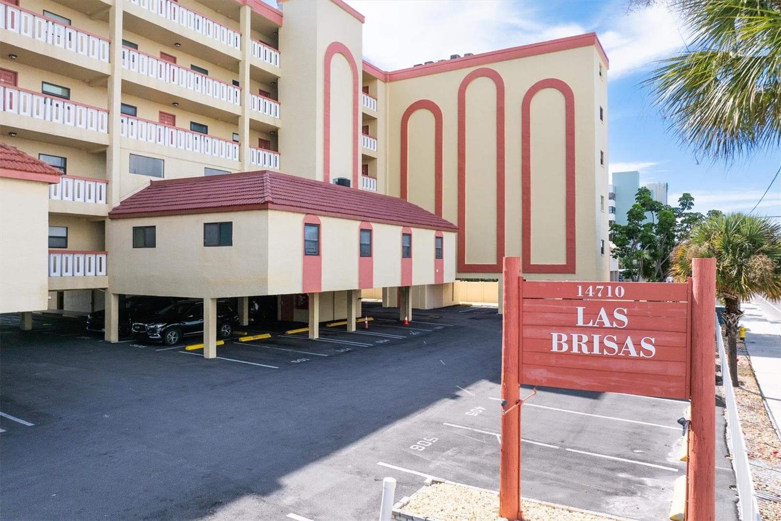 Front Exterior - 14710 GULF BLVD #206, MADEIRA BEACH