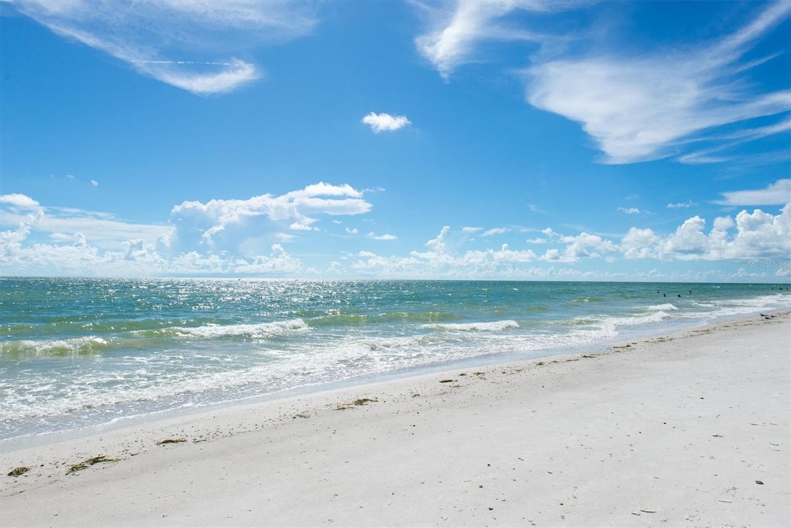 White sandy beaches along the Gulf - 14710 GULF BLVD #206, MADEIRA BEACH