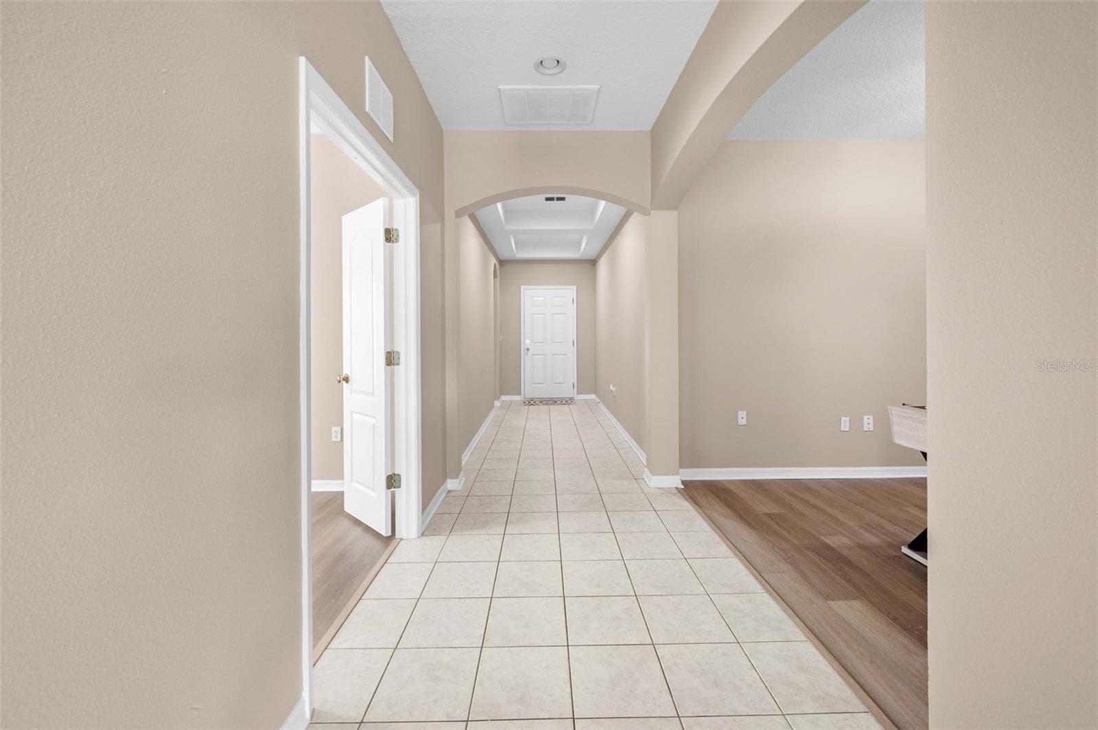 Single Family Residence at 15114 DURANGO CIR, BROOKSVILLE, photo 5 of 46