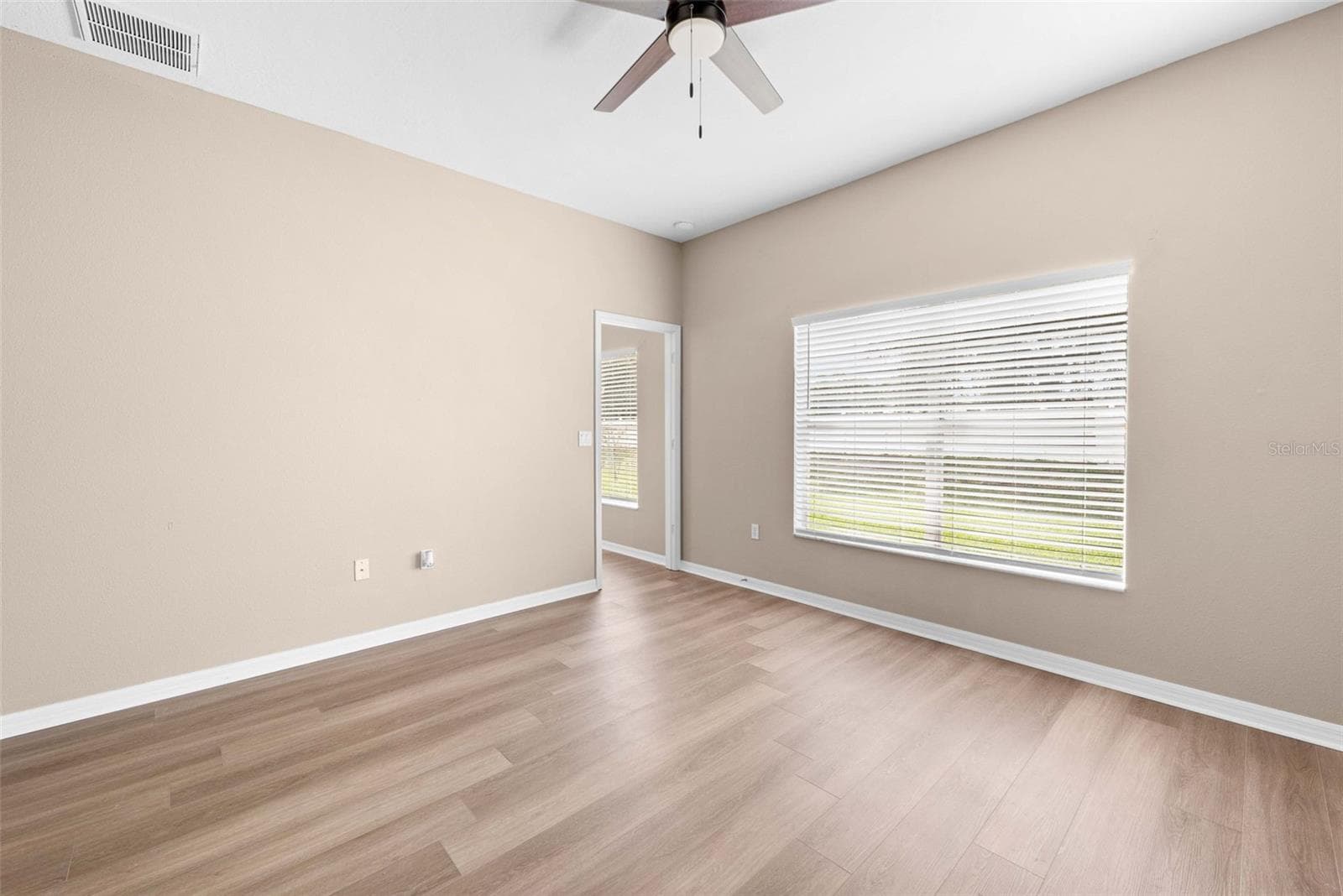 Single Family Residence at 15114 DURANGO CIR, BROOKSVILLE, photo 7 of 46