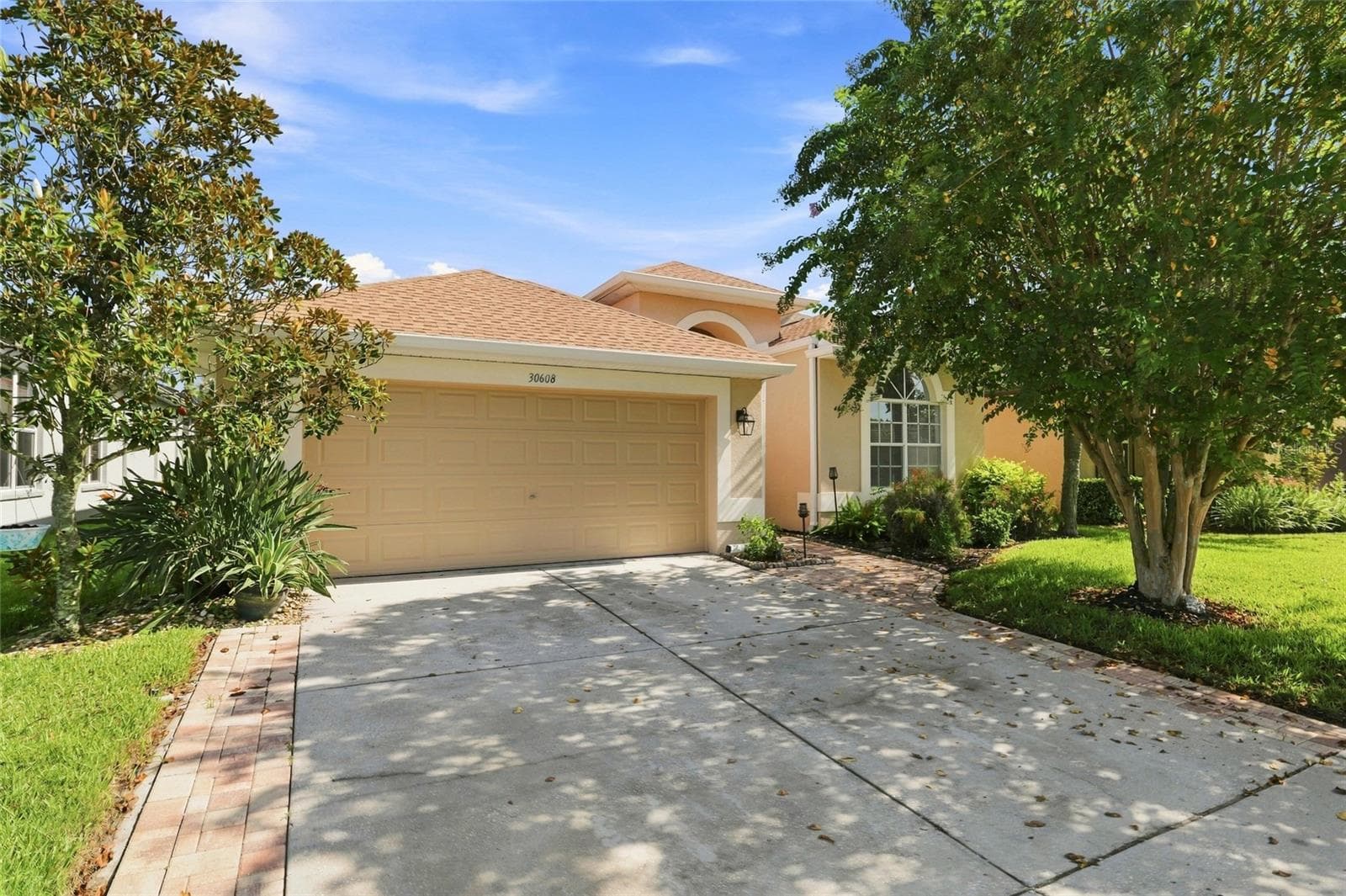 Single Family Residence at 30608 PECAN VALLEY LOOP, WESLEY CHAPEL, photo 2 of 40