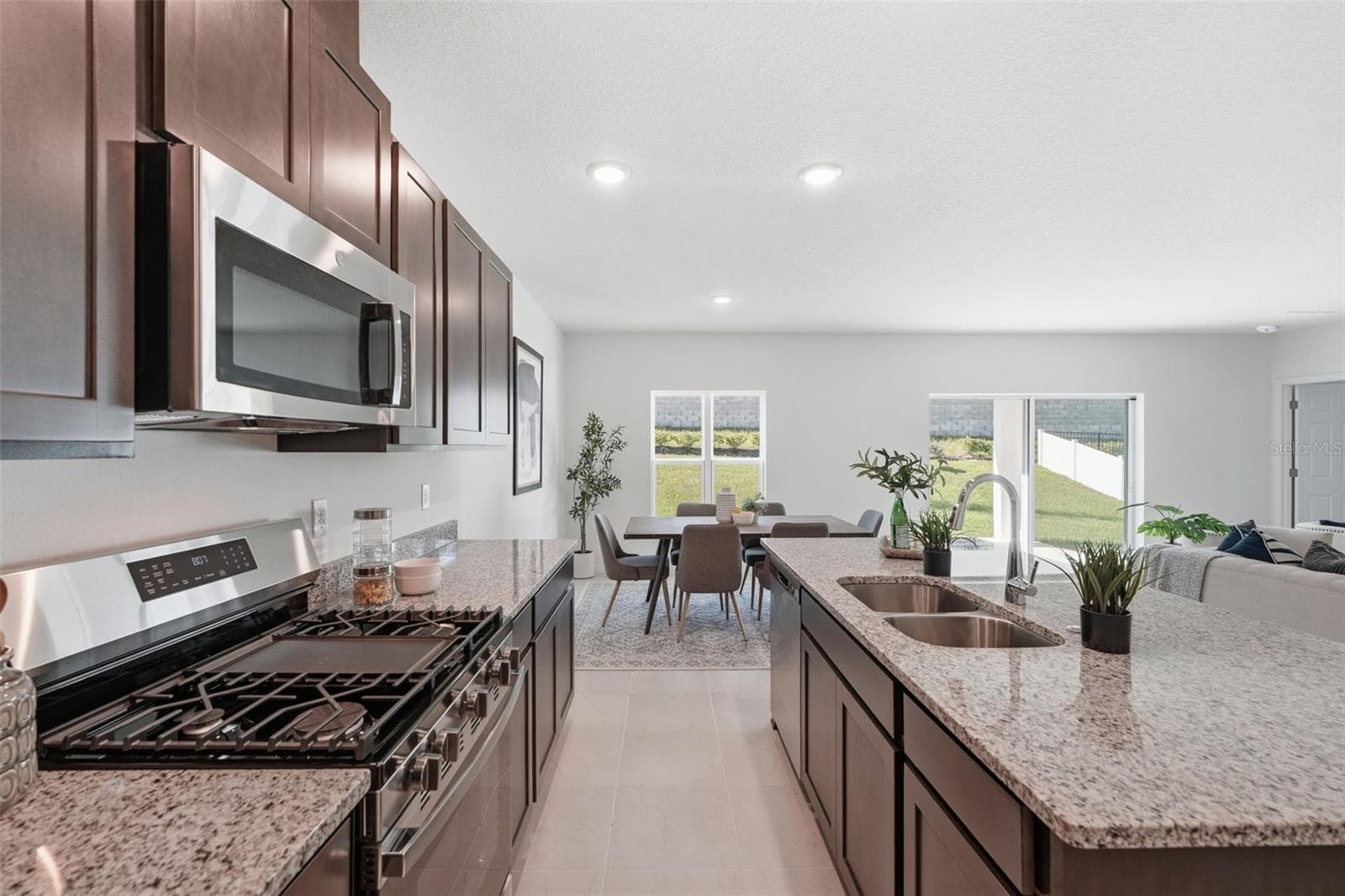 Kitchen - 27468 BLACK KITE AVE, HOWEY IN THE HILLS