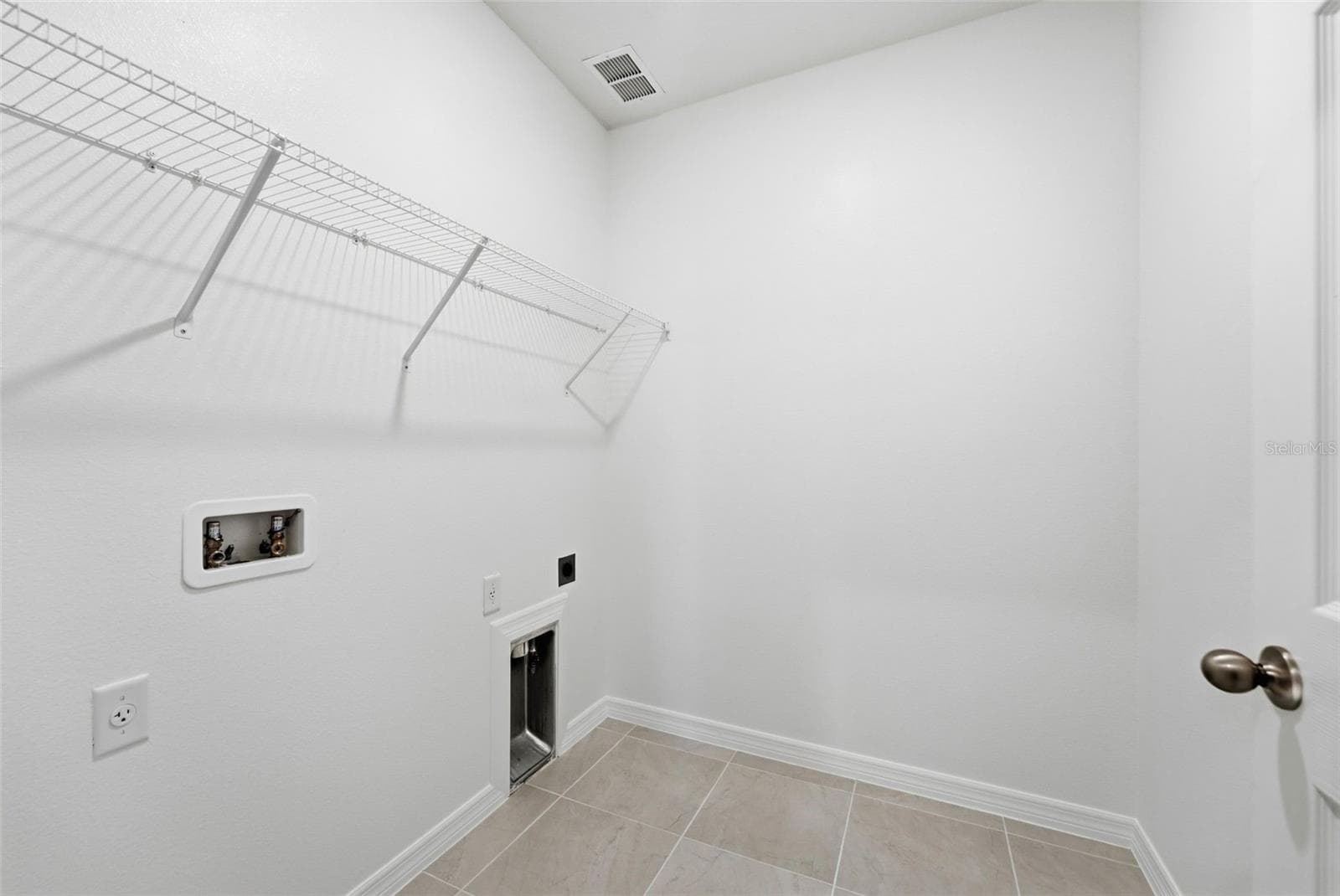 Laundry Room - 27468 BLACK KITE AVE, HOWEY IN THE HILLS