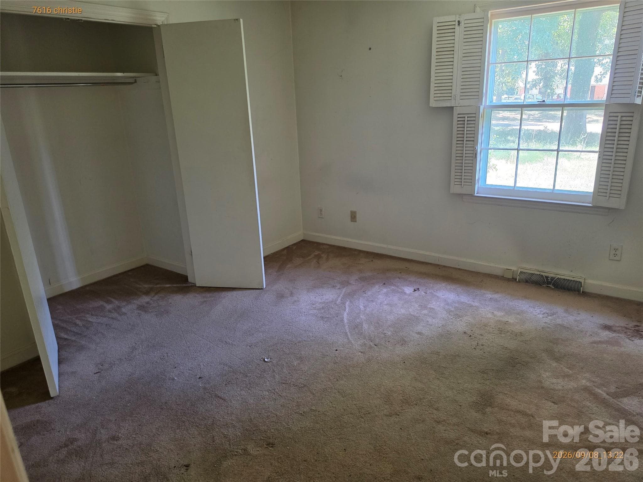 Single Family Residence at 7616 Christie Lane, Charlotte, photo 13 of 16
