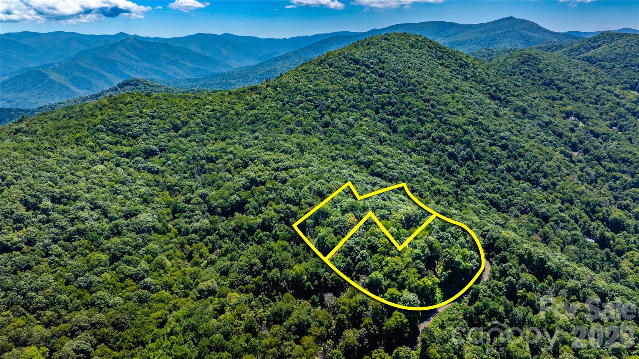 Great location and THE VIEWS!!! - 19 Estate Drive, Waynesville