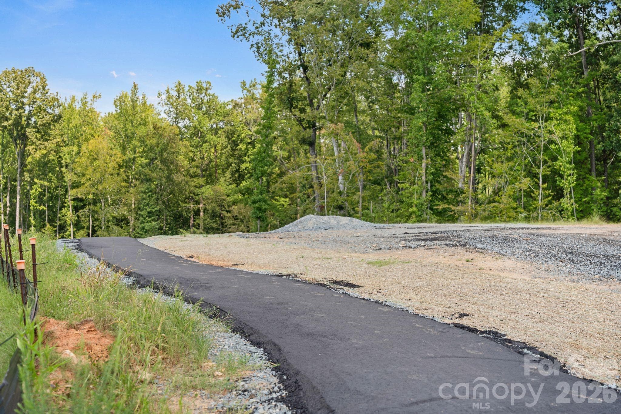 Neighborhood Trail to Downtown Waxhaw - 2027 Waxhaw Crossing Drive, Waxhaw