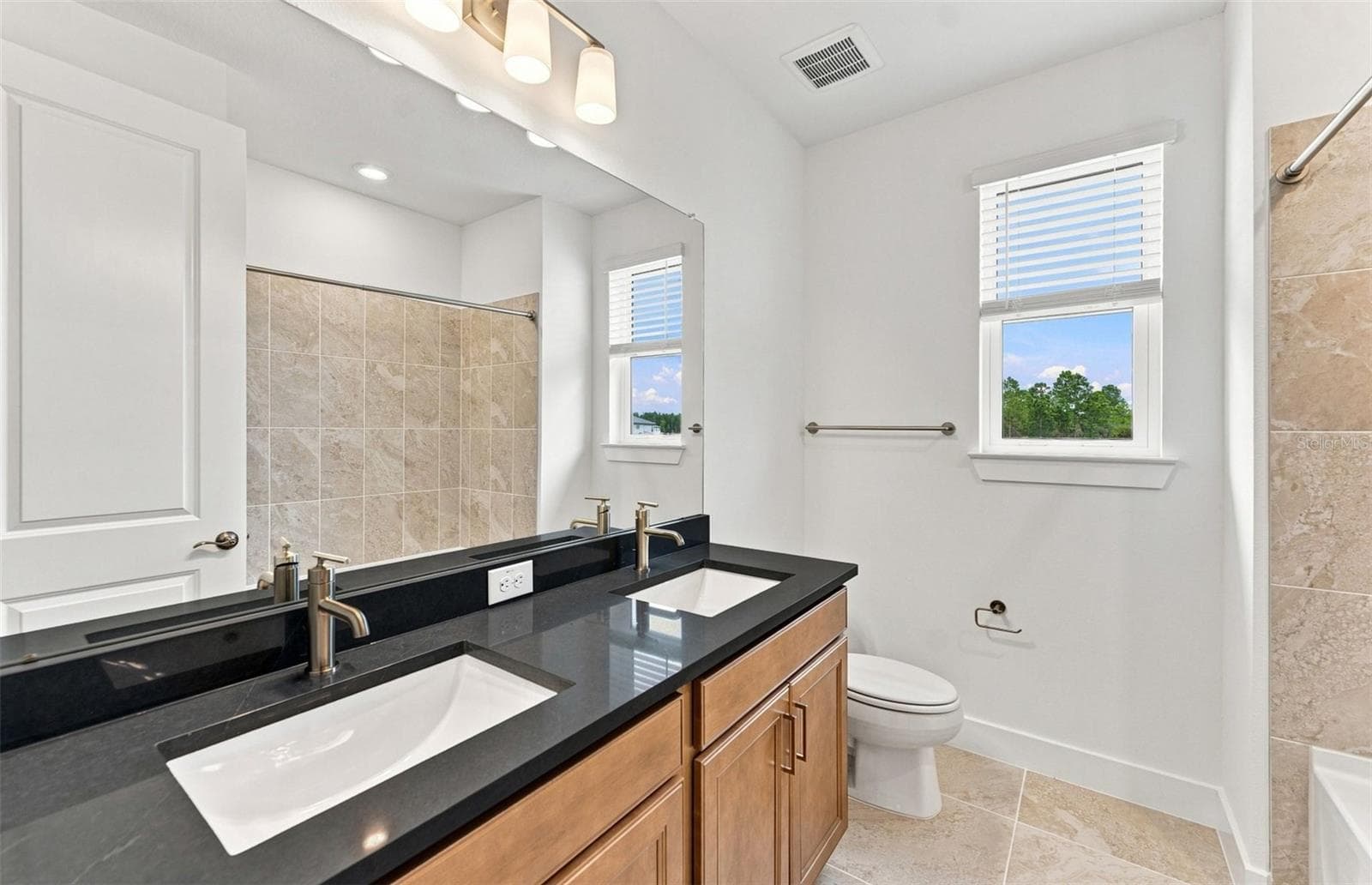 Bathroom 4 w/Dual Sinks - 35626 COHAGEN TRL, ZEPHYRHILLS